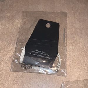 2 Paparazzi Flower Bracelets for Kids ❤️